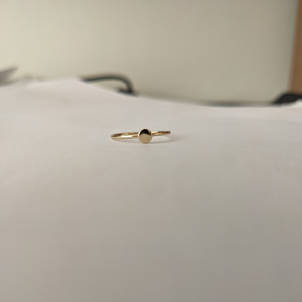 Gold Tone Ring with Circle - Picture 2 of 4